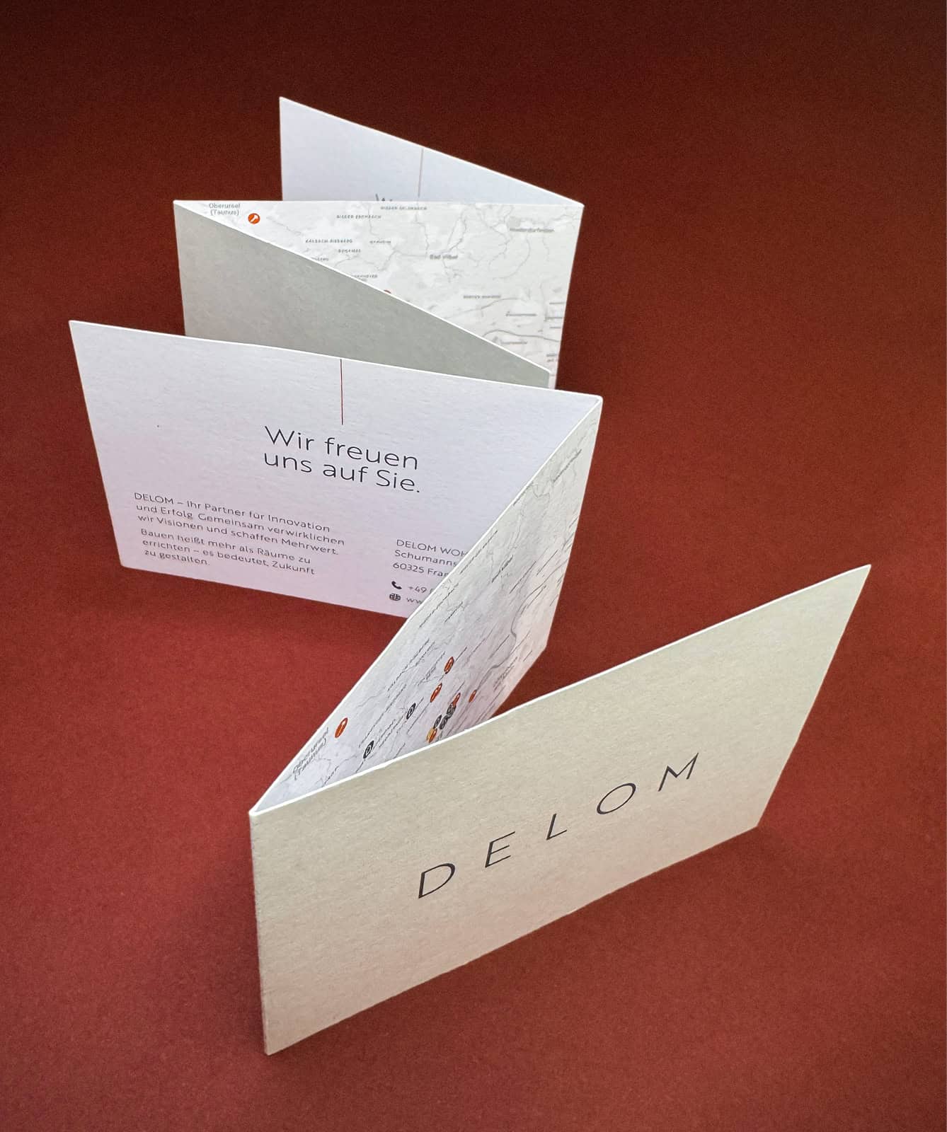 dbf case delom webdesign corporate design leporello